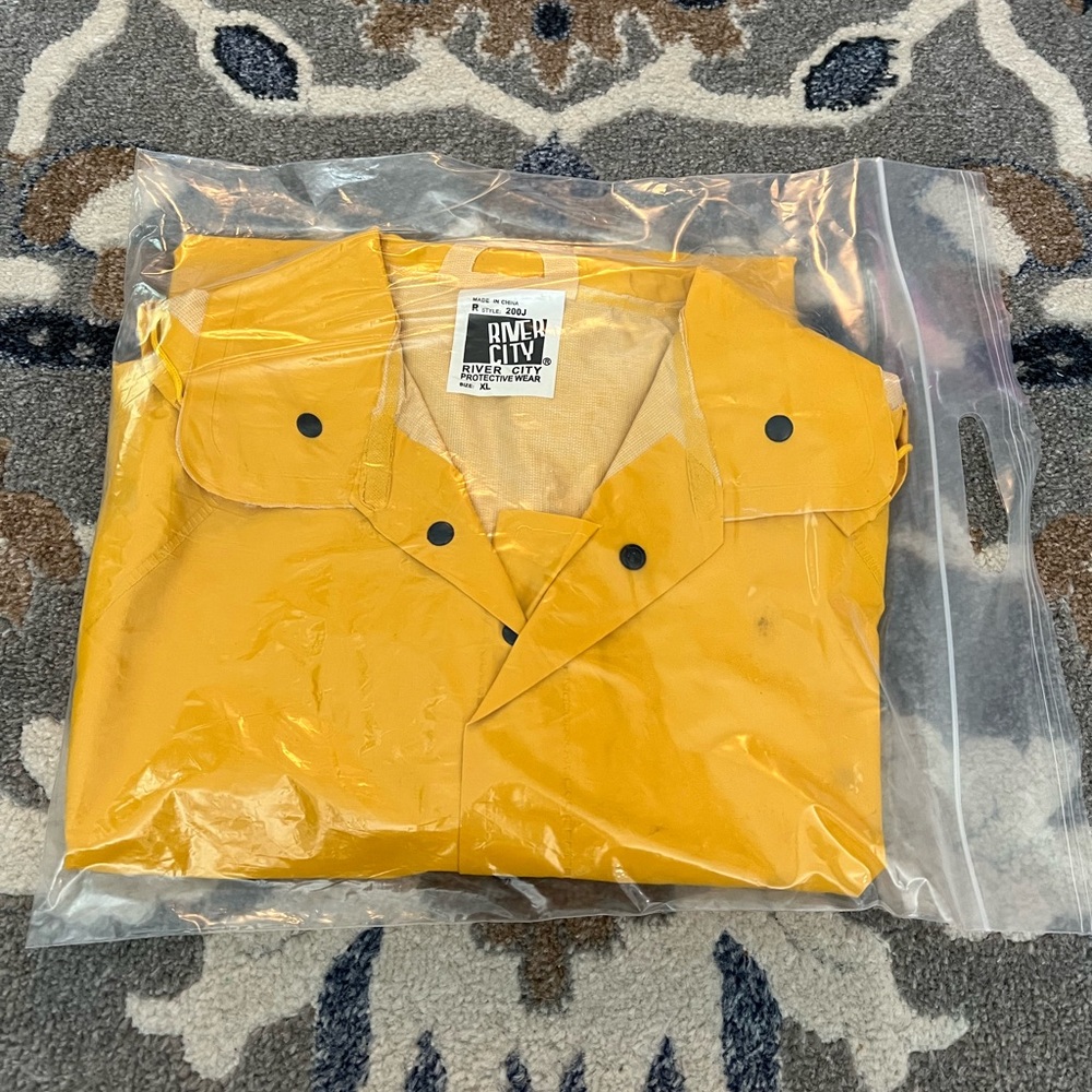River City Protective Wear Men's Yellow 200J Classic Rain Coat Jacket Size XL